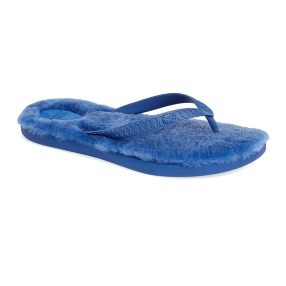 ugg fluffie flip flop